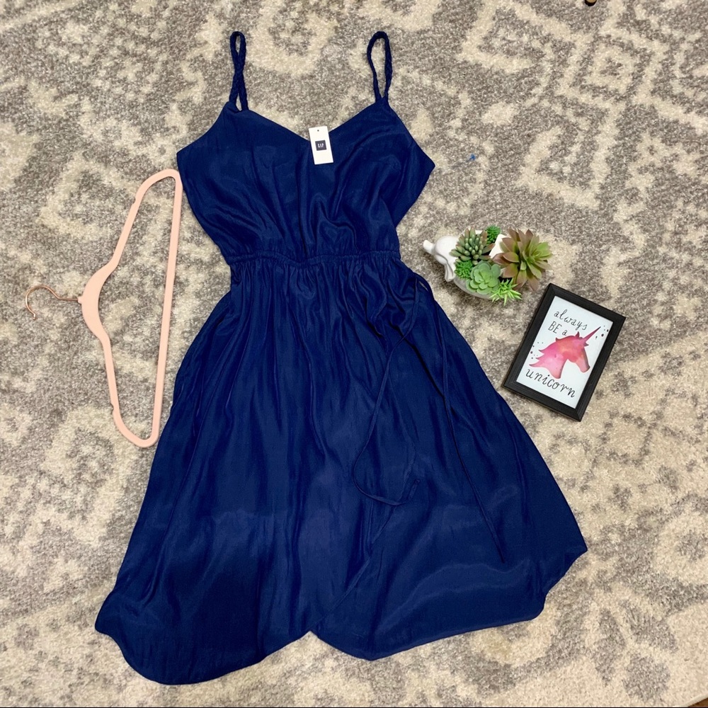 NWT Gap Silk-like faux wrap summer dress